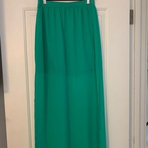 Long shear green skirt